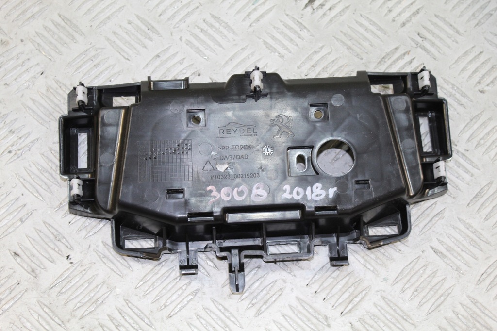 фото №1, Кронштейн кронштейн peugeot 3008 ii gt line