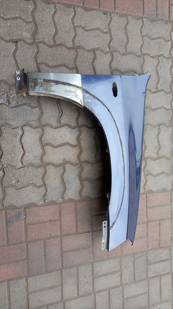 фото №1, Крыло правый перед mazda tribute 01r