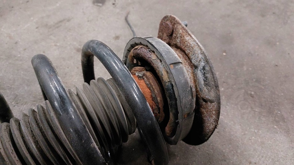 фото №9, Амортизатор поворотный кулак правый перед xc90 i 4.4