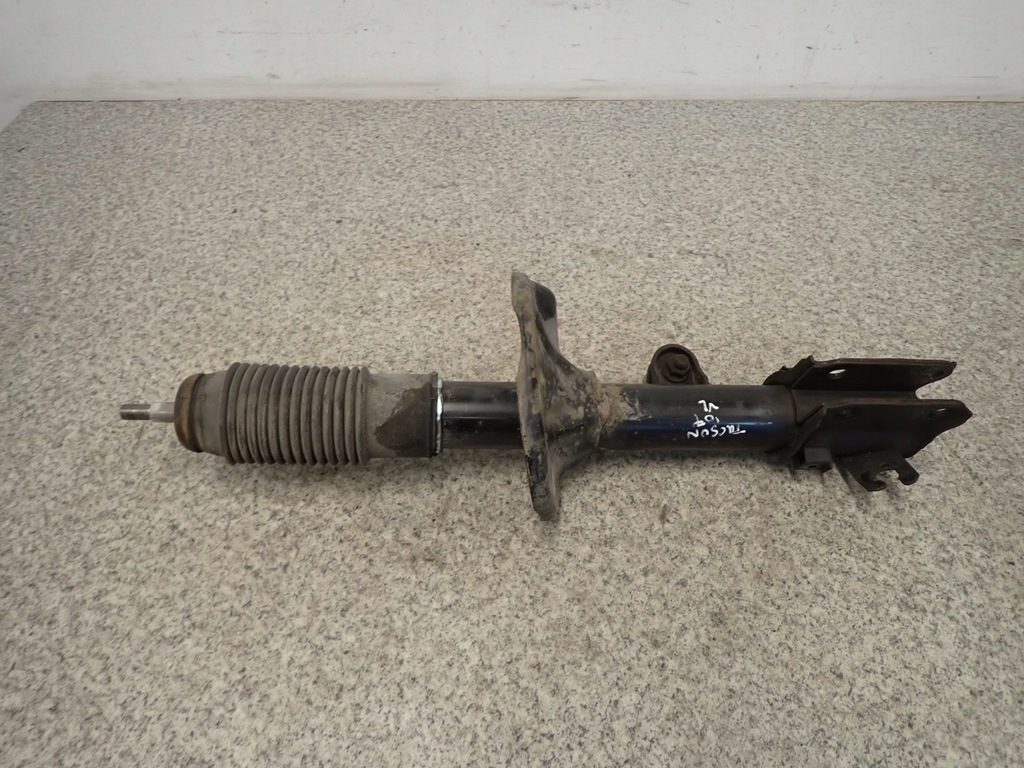 фото №1, Hyundai tucson 04- амортизатор левый