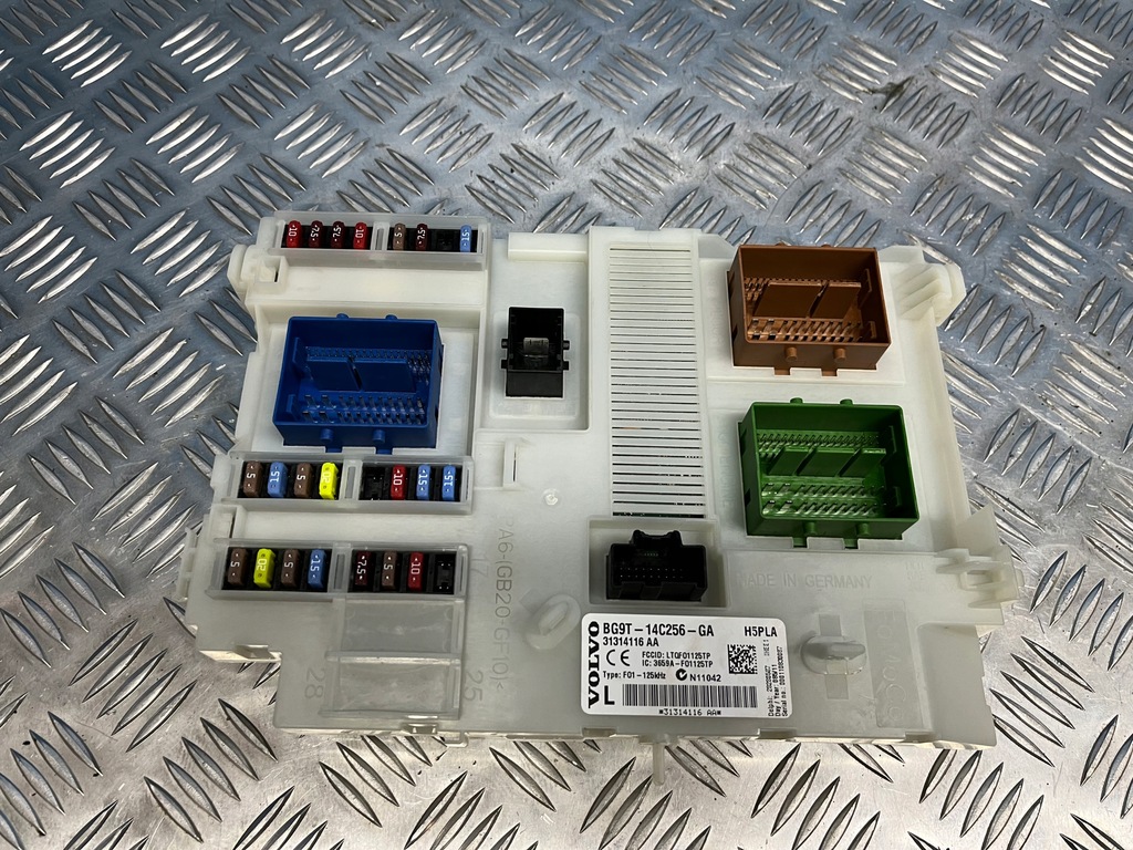 фото №1, Volvo xc60 i модуль коробка bsi 31314116