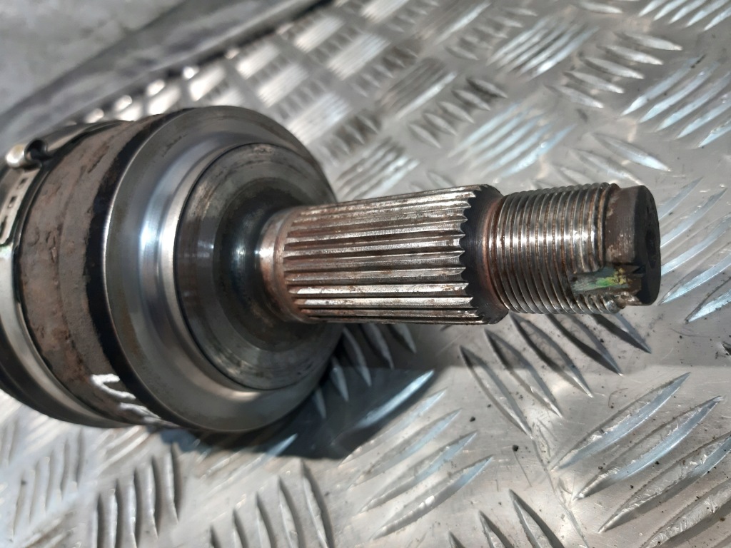 Приводной вал правая длинная smj-g011-m1 44305 honda civic viii ufo 2.2 icdti с Разборки