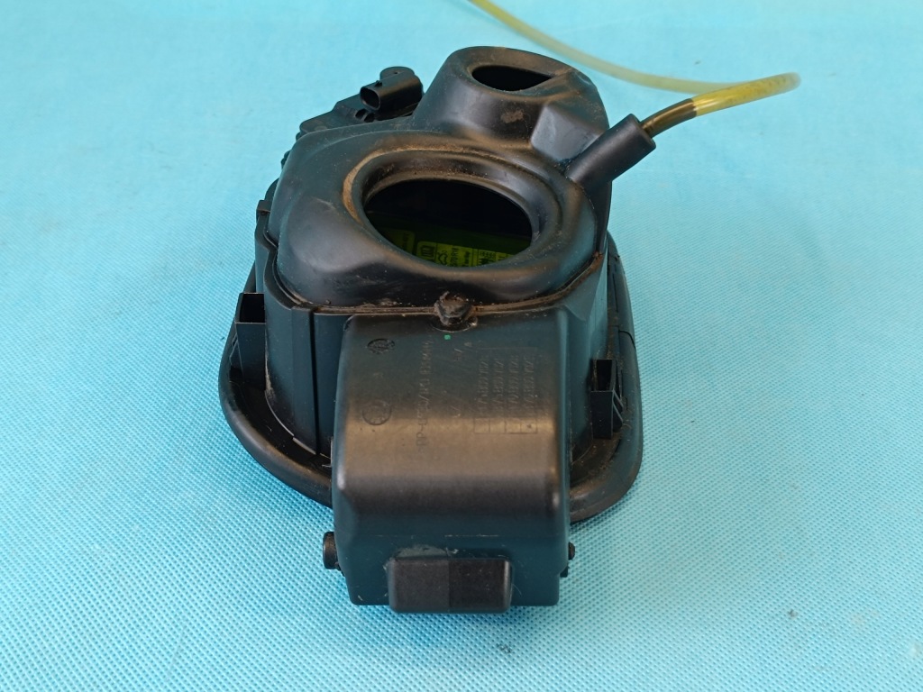 фото №8, Skoda superb 3 kombi 2.0tdi 140kw 2018r крышка заливной топлива lf9r 3v9809702c