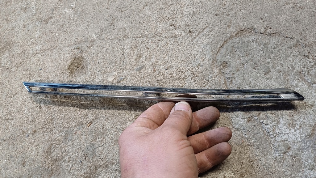 фото №1, Renault megane iv молдинг хром решітка решітка права 623836495r