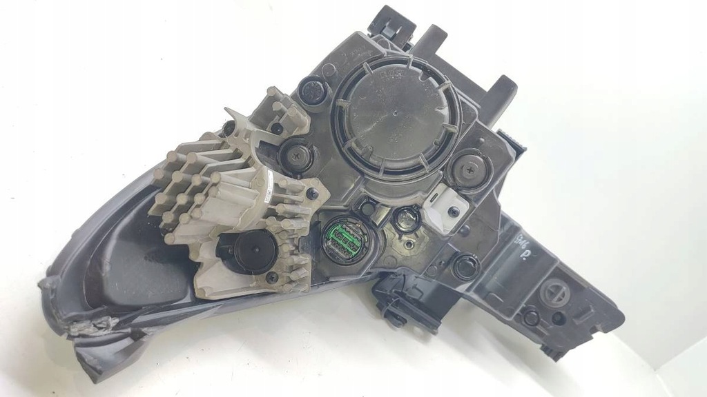 фото №12, Лампа перед права hyundai elantra vii europa пошкоджена