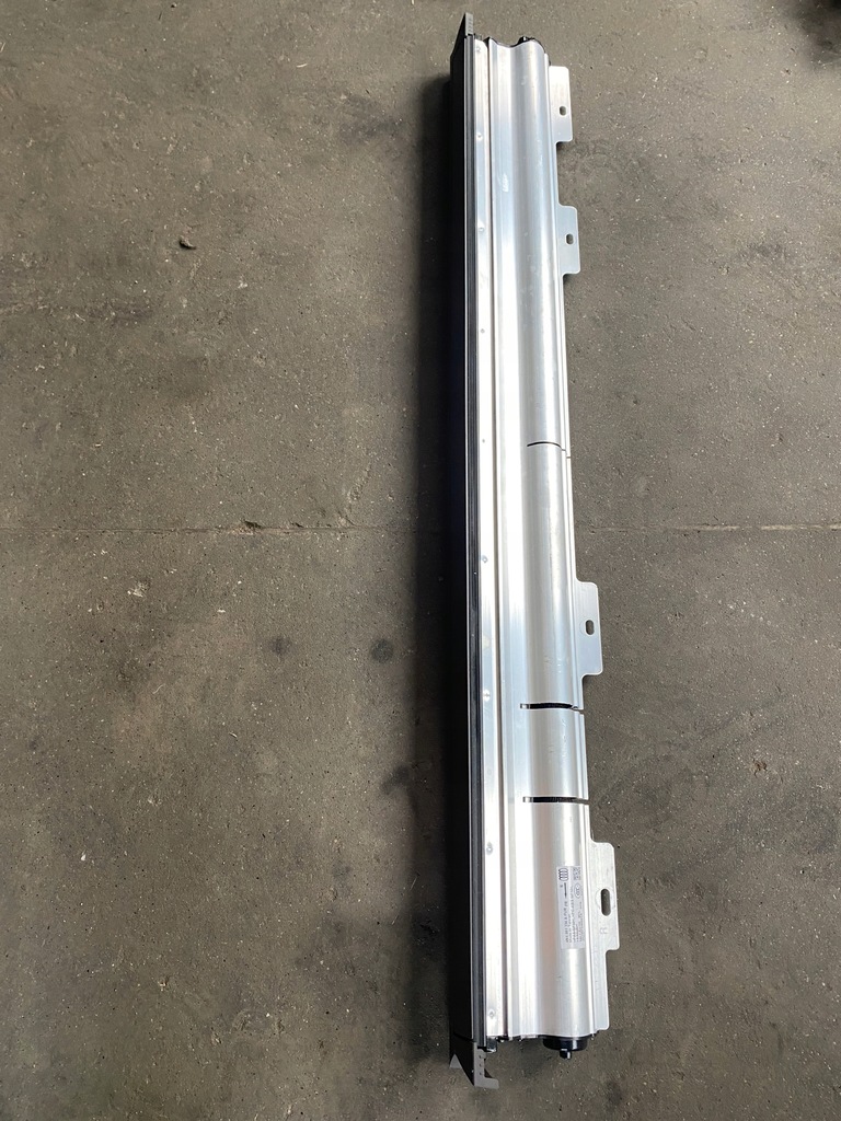 фото №1, Audi a8 d5 шторка правая задняя 4n4861334a