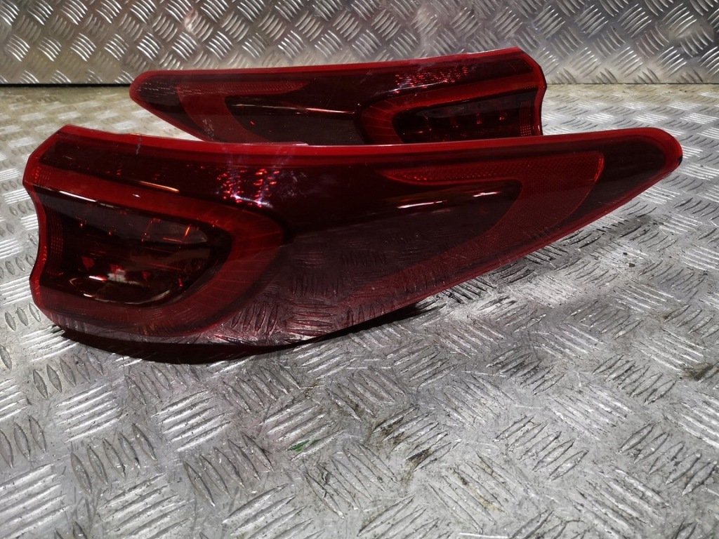 фото №2, Sportage iv 4 lift лампа правая задняя led 92402f1600