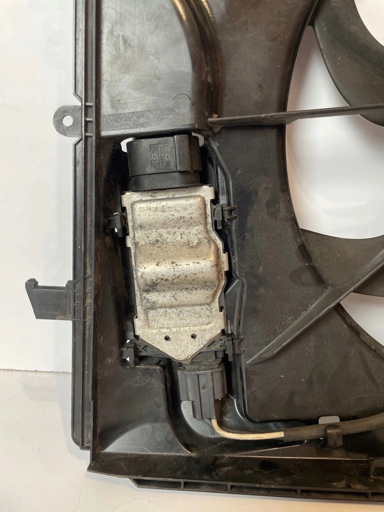 фото №10, Корпус вентилятора mercedes a klasa w176 w246