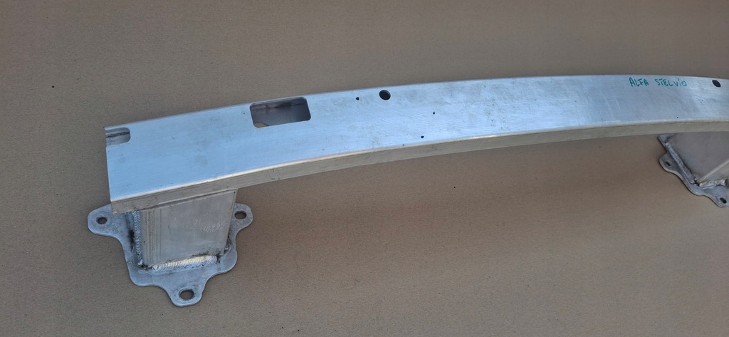 фото №3, Alfa romeo stelvio балка бампера задня підсилювач