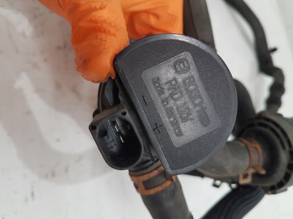 фото №6, Laguna iii дополнительная помпа шланг воды 2.0 dci