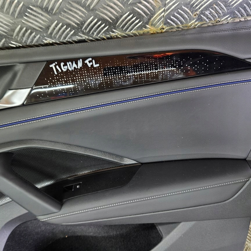 фото №10, Сиденья сиденье заднее сиденье обшивки r-line rline vw tiguan iii 571 24-