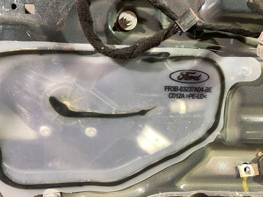 фото №8, Ford mustang vi 2016 правая сторона дверь