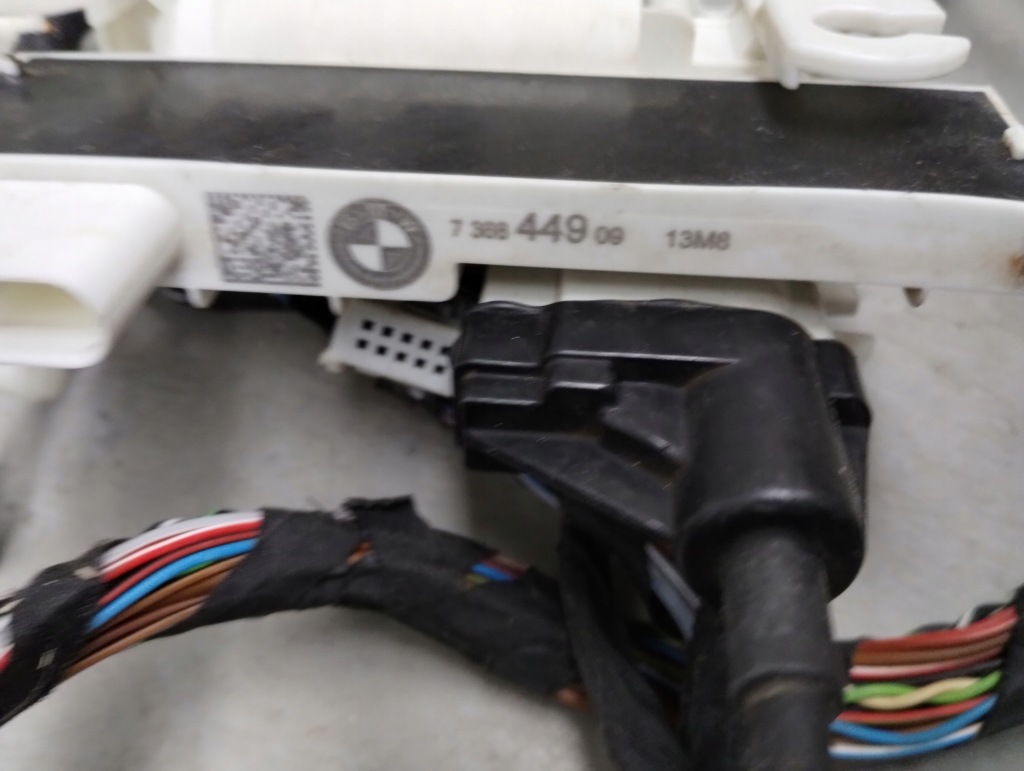 Доводчики замки soft close bmw g12 long 7477702 7477699 7477705 7477706 Ціна