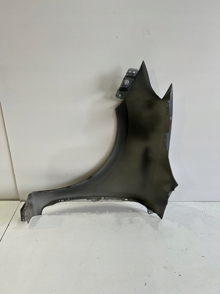 фото №9, Крила правий передній suzuki swift v mk8 17- bezk