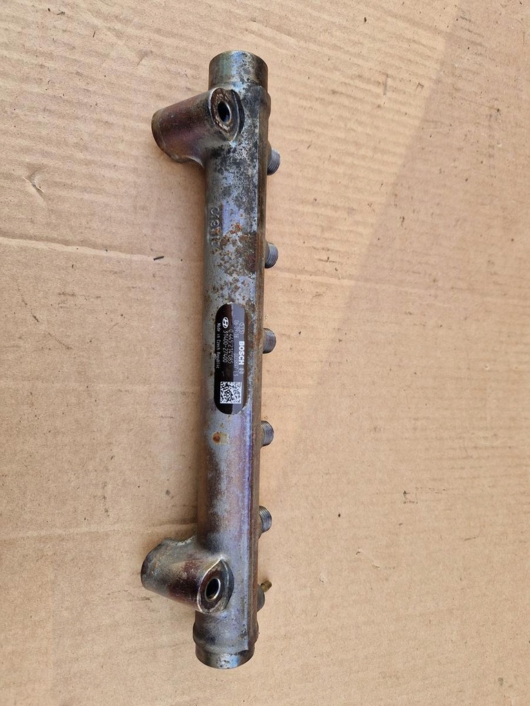 фото №1, Молдинг впрыскная hyundai santa fe ii