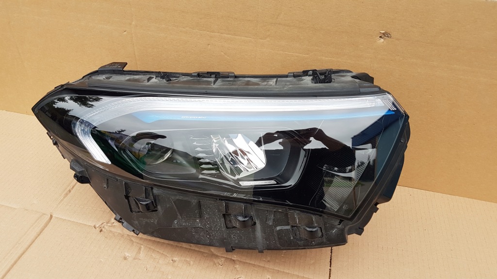 Фара перед правий mercedes w243 eqb eqa full led в Україні