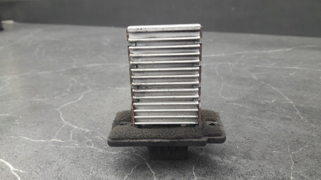 фото №1, Резистор вентилятор kia rio i