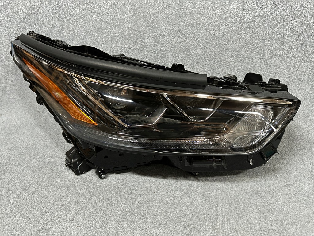 фото №1, Лампа toyota highlander full led 10000-8a06k europa