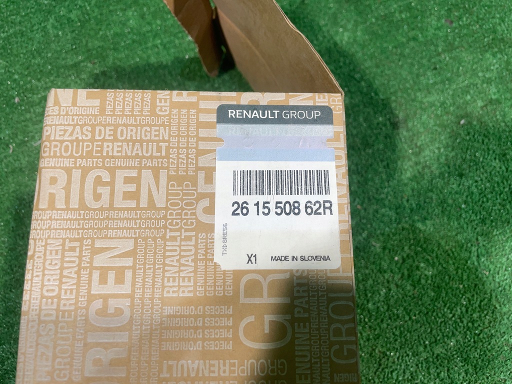 фото №15, Renault clio v противотуманная фара левый led 261550862r