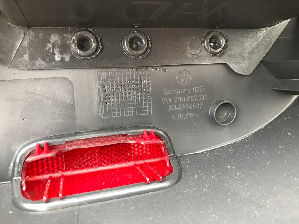 фото №5, Обшивка двері лівий задня vw tiguan 5n0867211