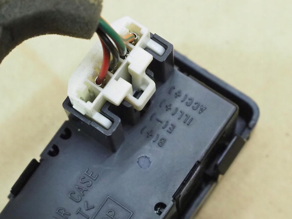 фото №14, Isuzu trooper ii 99-02 monterey i годинник