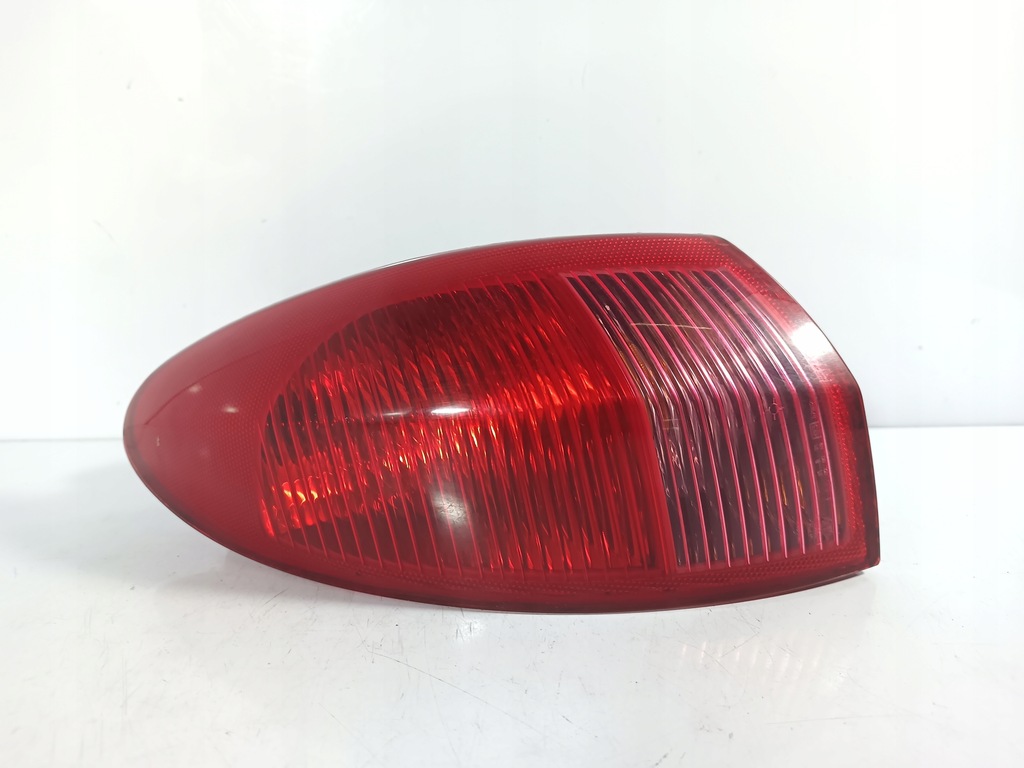 фото №1, Alfa romeo 147 00-10 лампа задняя задняя левая оригинальный номер 46556349