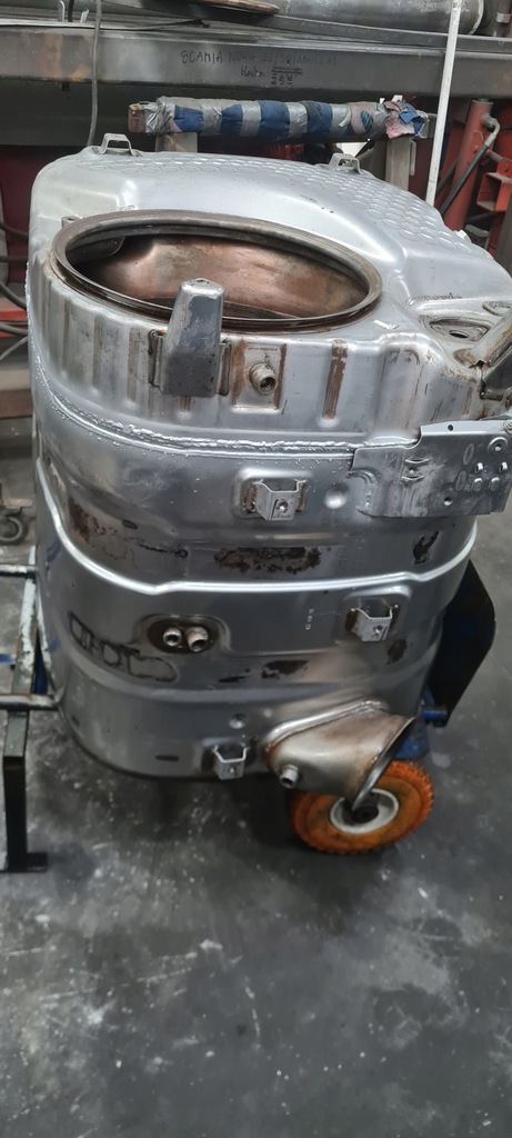 фото №11, Гаситель катализатор volvo fh5 fm 23531868 23867913 fh4