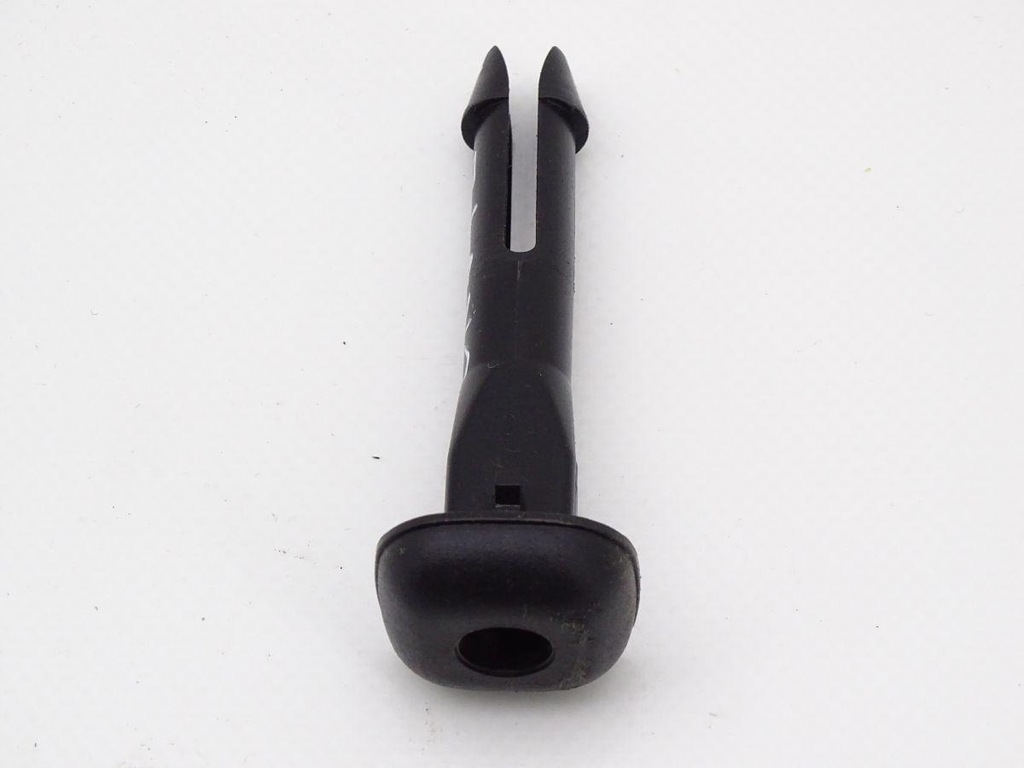 фото №1, Honda crv cr-v ii направляющая подголовник сиденье перед