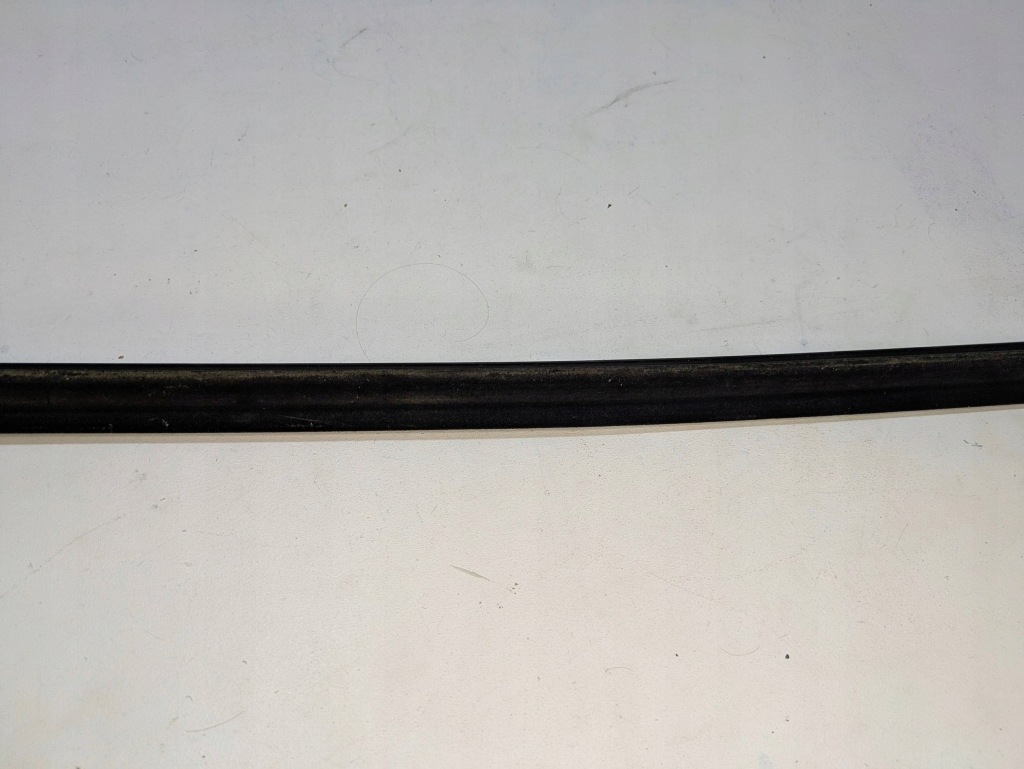 фото №7, Audi q4 sportback e-tron задня ліва гумовий прокладка двері 89a839475