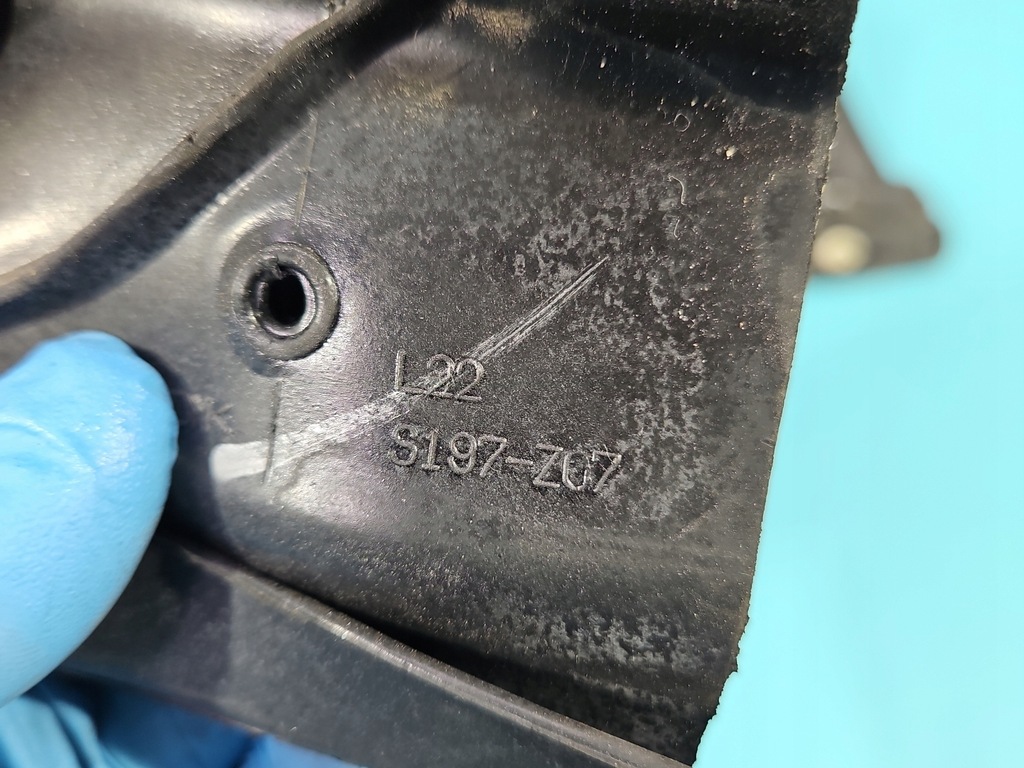 фото №11, Прокладка дверь перед левая ford mustang v 04-14