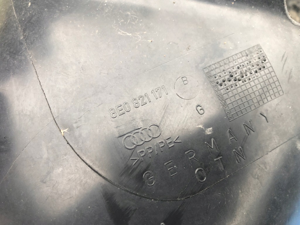 фото №7, Audi a4 b6 подкрылок левая оригинал 8e0821171b