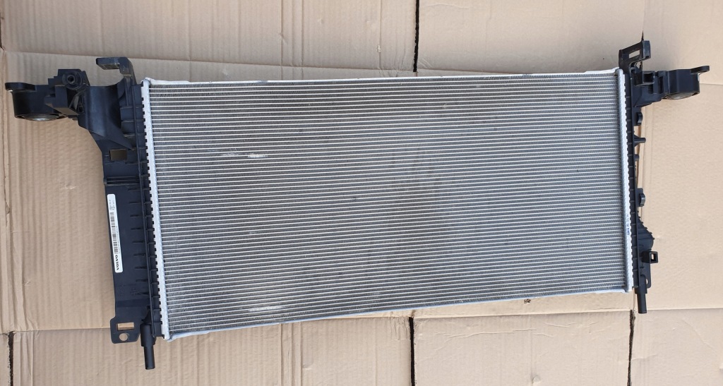 Купить Радиатор воды volvo xc40 2.0 d оригинальный номер механическая коробка передач