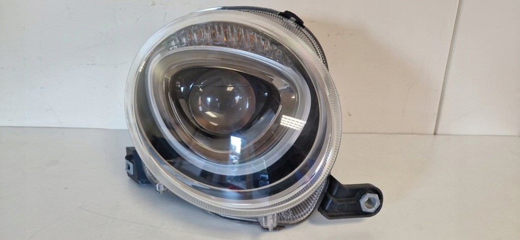 фото №1, Fiat 500 lift передня права лампа фара