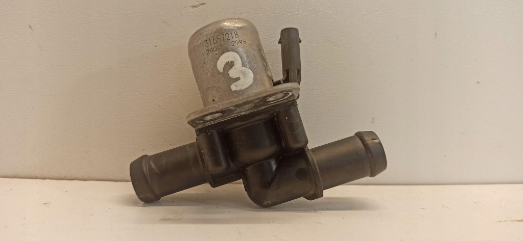 фото №1, Volvo v60 cc помпа клапан воды 31657218