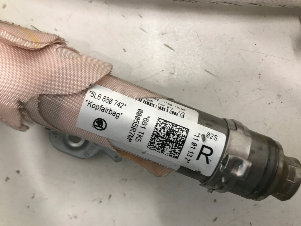 фото №4, Skoda yeti шторка безпеки подушка безпеки права 5l6880742