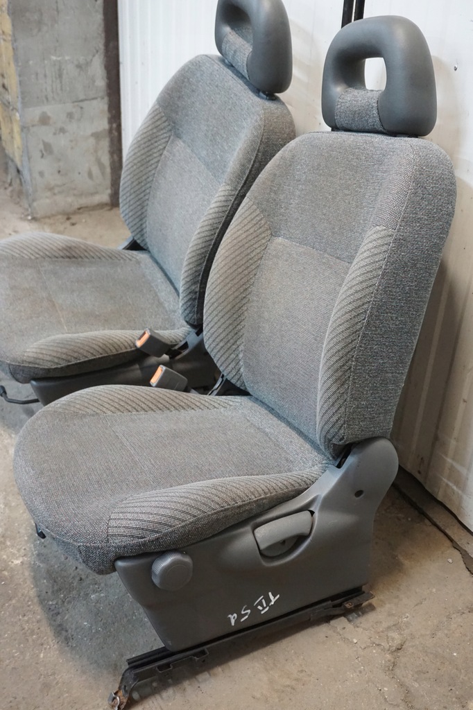 фото №8, Nissan terrano ii сиденье сиденья перед 5d 96r eu комплект