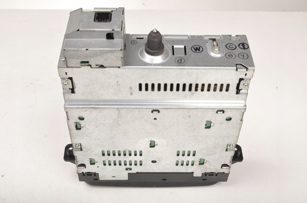 фото №7, Grand voyager iv чейнджер cd p56038531ad