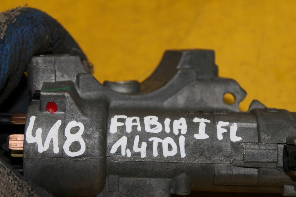 фото №8, Замок зажигания с ключ 4b0905851c 1.4tdi fabia i fl