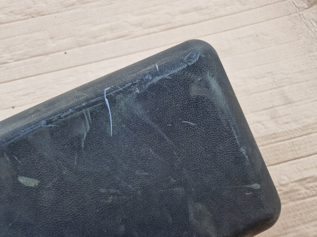 Корпус аптечка mercedes w123 sedan 1238650053 в Україні