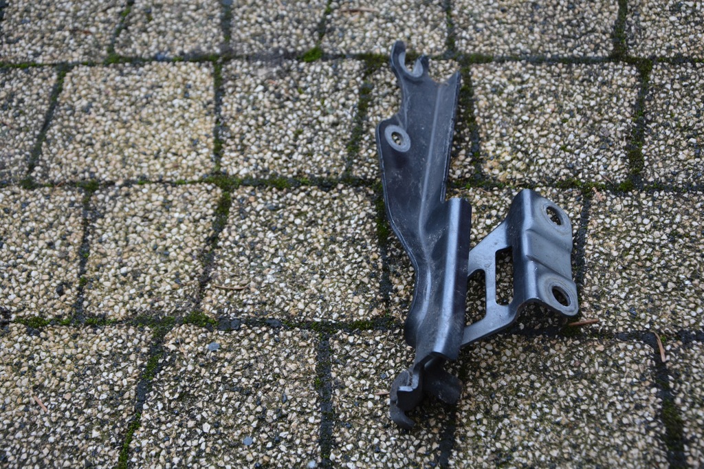 фото №1, Петля капот левый правый mazda 6 vi