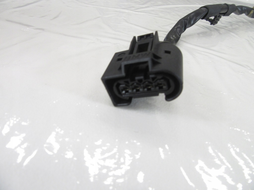 фото №9, Штекер колодка моторчик дворник bmw e60 e61 e70 e81 e87 e90 e91 4 контакты
