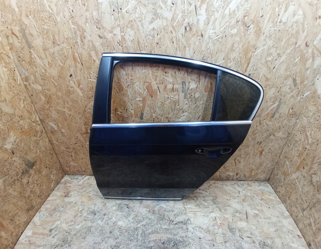 фото №1, Дверь левый задняя vw passat b7 sedan lc9x