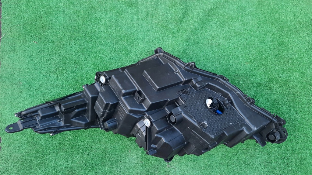 Lexus rx450 рестайлинг  full led фара передняя 19+ в Украине