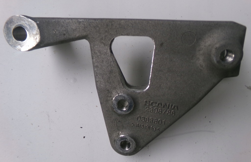 Купить Кронштейн цилиндра кабины scania 2398788