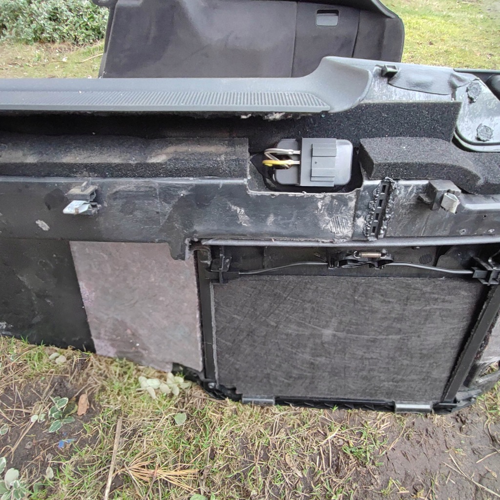 фото №7, Обивка багажника audi a6 c5 kombi комплект