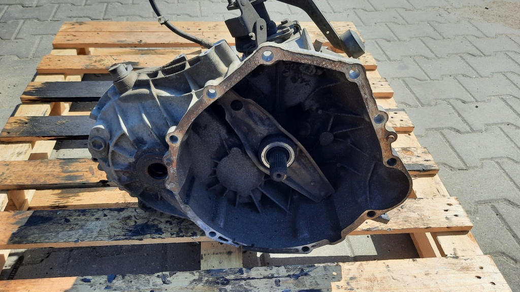 фото №1, Коробка передач передач a6382600100 mercedes vito w638 2.3d