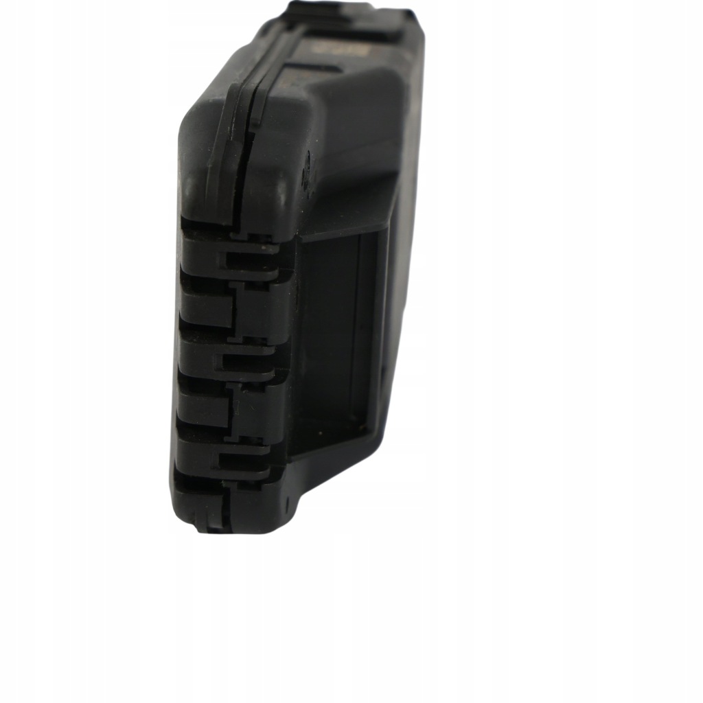 Купити Bmw f70 f74 розподільник струму b+ 850-1000w 9827018