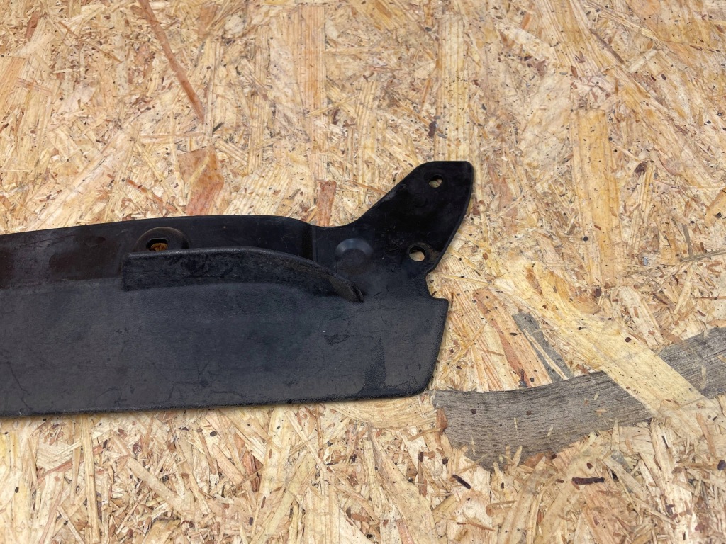 фото №9, Бризковик захист поріг підкрилок перед ліва volvo v60 ii s60 iii 31694987 18-