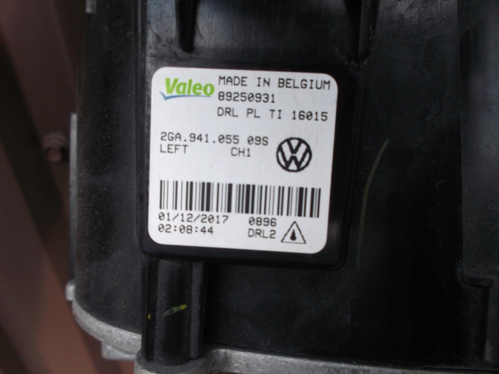 фото №2, Vw t-roc лампа противотуманная фара левый drl led преобразователь