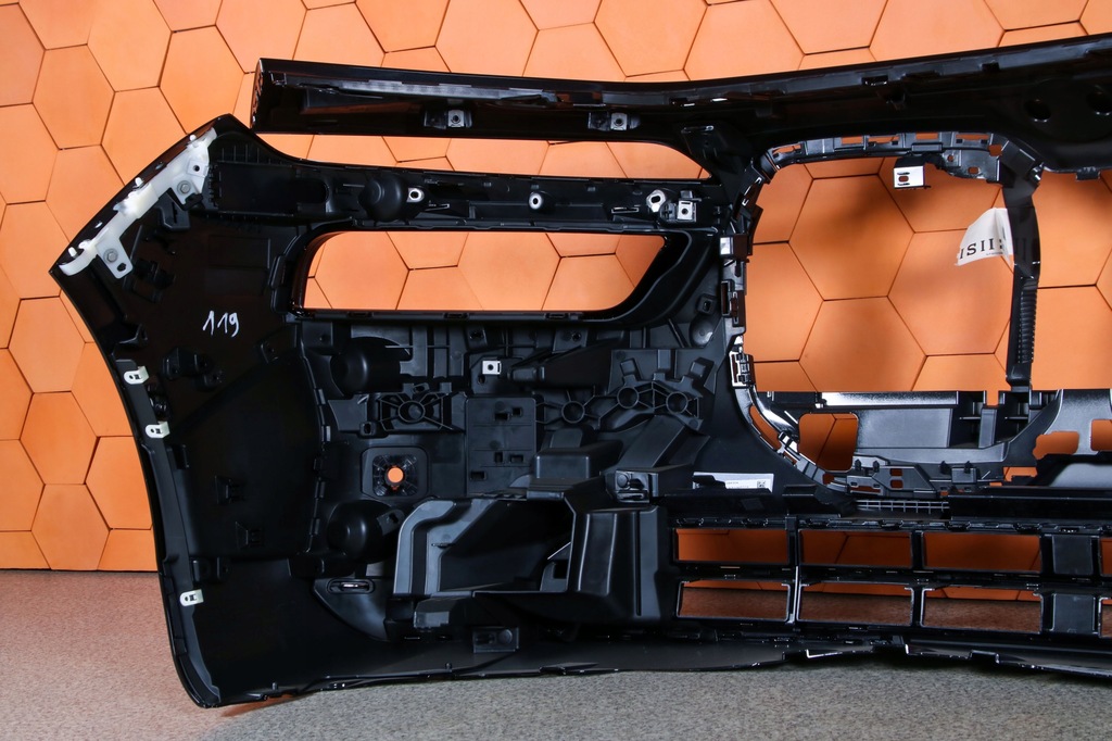 фото №9, Bmw 7 g70 i7 бампер перед передний цвет 475